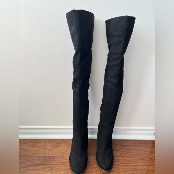 Over the knee boots in black suede - Picture 7 of 9